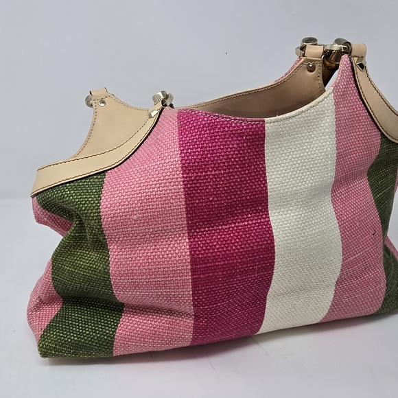 Vintage Gucci *broken handle* - Picture 3 of 7